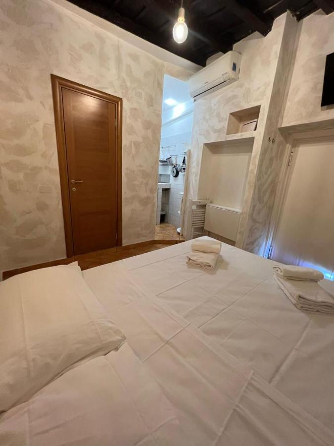 Magenta Collection Panico 32 Apartment Rom